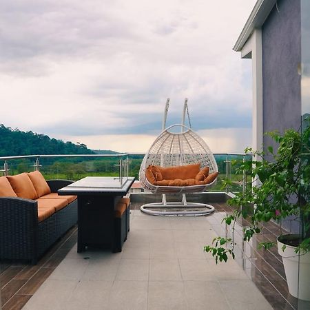The View Hotel Cumanda  Eksteriør billede